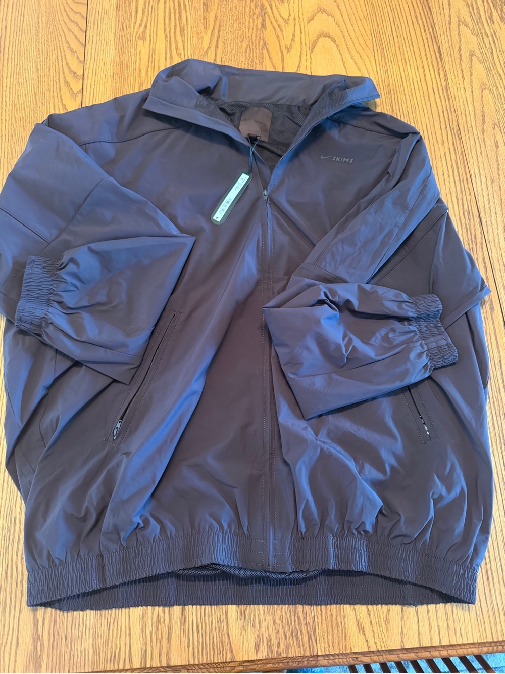 SKIMS Nike Track Large